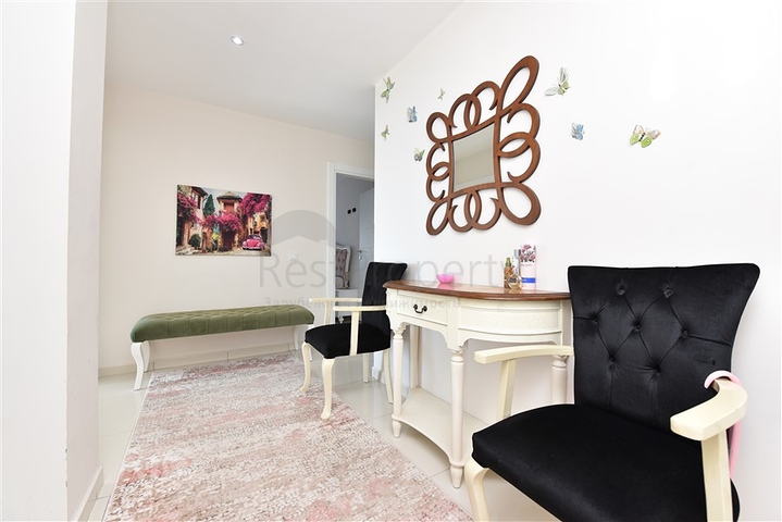 شقة 2+1 مع مطبخ منفصل 125 متر من البحر في منطقة محمودلار