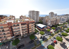 شقة 2+1 مع مطبخ منفصل 125 متر من البحر في منطقة محمودلار