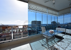 شقة 2+1 مع مطبخ منفصل 125 متر من البحر في منطقة محمودلار