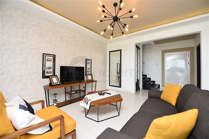 حديقة دوبلكس في واحدة من أفضل المجمعات في منطقة كارجيجاك