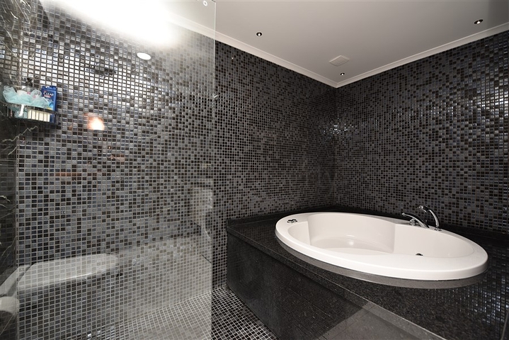 حديقة دوبلكس في واحدة من أفضل المجمعات في منطقة كارجيجاك