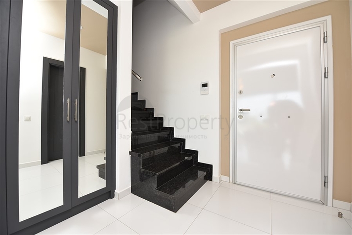 حديقة دوبلكس في واحدة من أفضل المجمعات في منطقة كارجيجاك