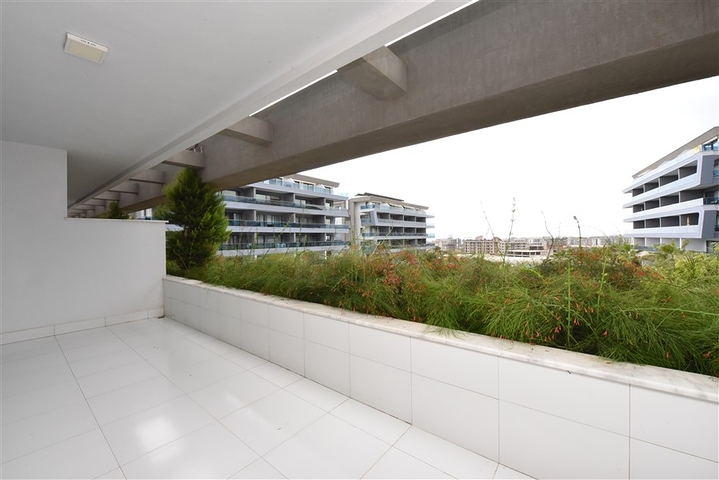 حديقة دوبلكس في واحدة من أفضل المجمعات في منطقة كارجيجاك