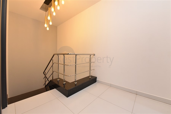 حديقة دوبلكس في واحدة من أفضل المجمعات في منطقة كارجيجاك