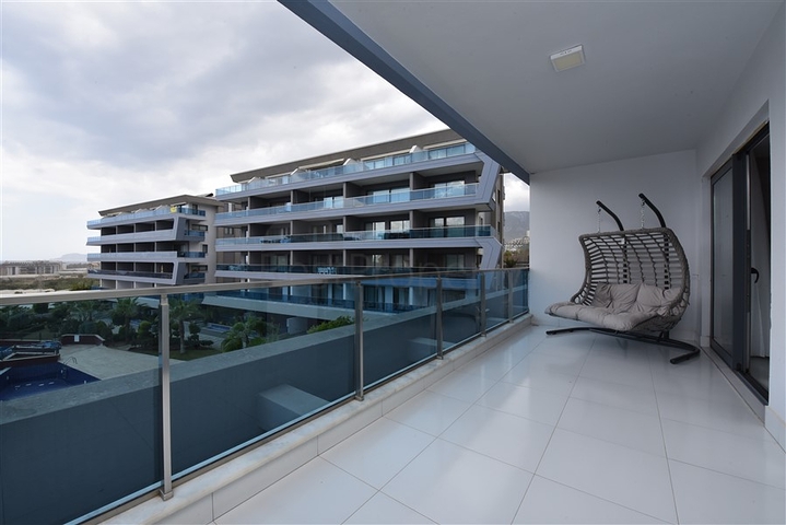 حديقة دوبلكس في واحدة من أفضل المجمعات في منطقة كارجيجاك