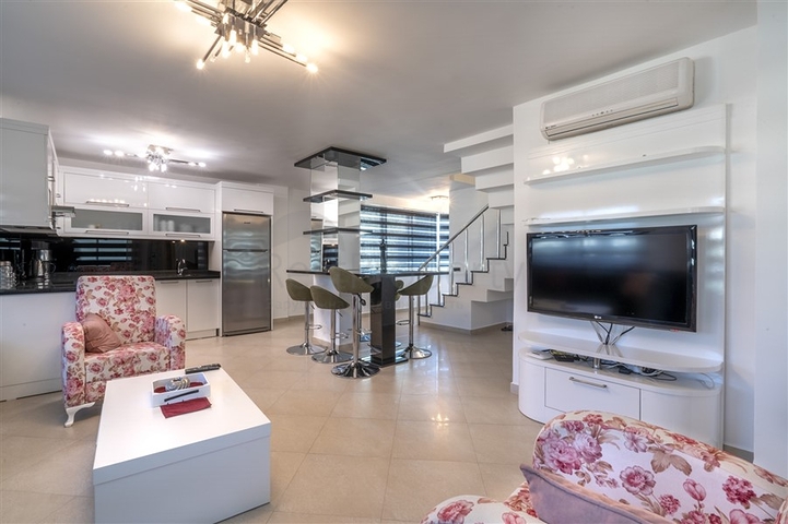 شقق 4+1 للحصول على الجنسية التركية في منطقة أوبا 