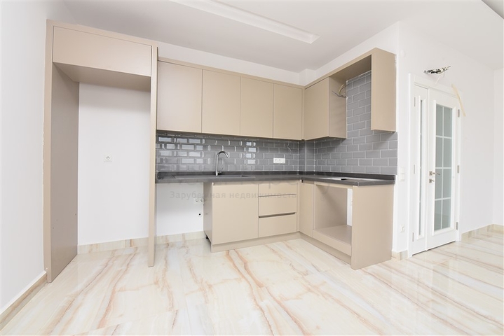 بنتهاوس واسع من خمس غرف