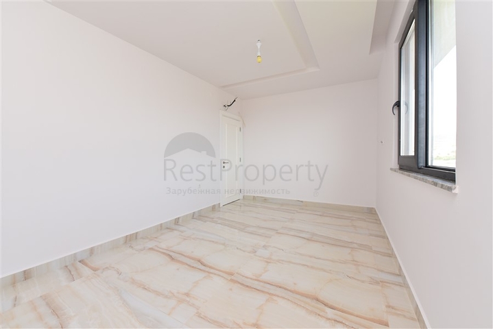 بنتهاوس واسع من خمس غرف