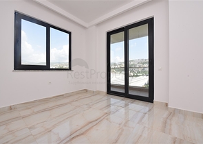 بنتهاوس واسع من خمس غرف