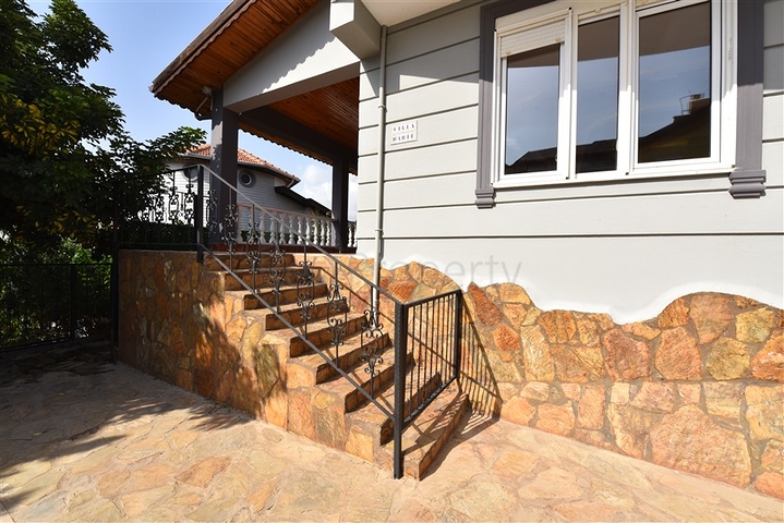 فيلا مطلة على البحر في منطقة كارجيجاك