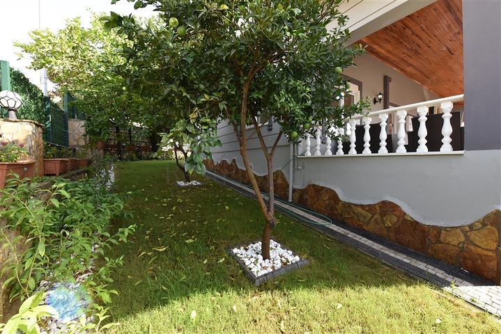 فيلا مطلة على البحر في منطقة كارجيجاك