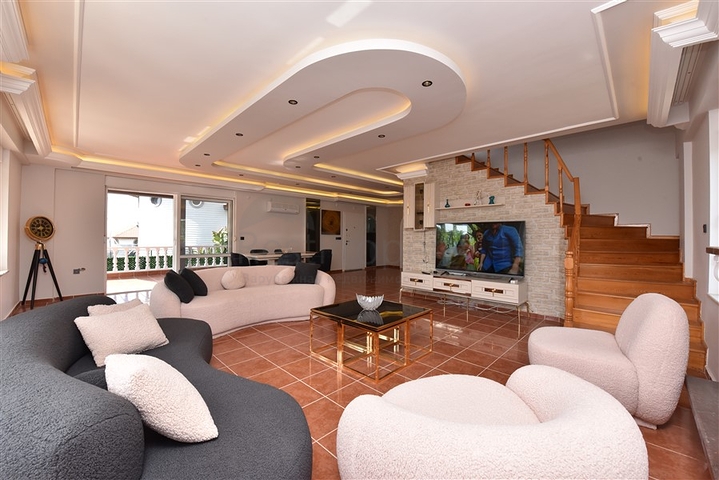 فيلا مطلة على البحر في منطقة كارجيجاك