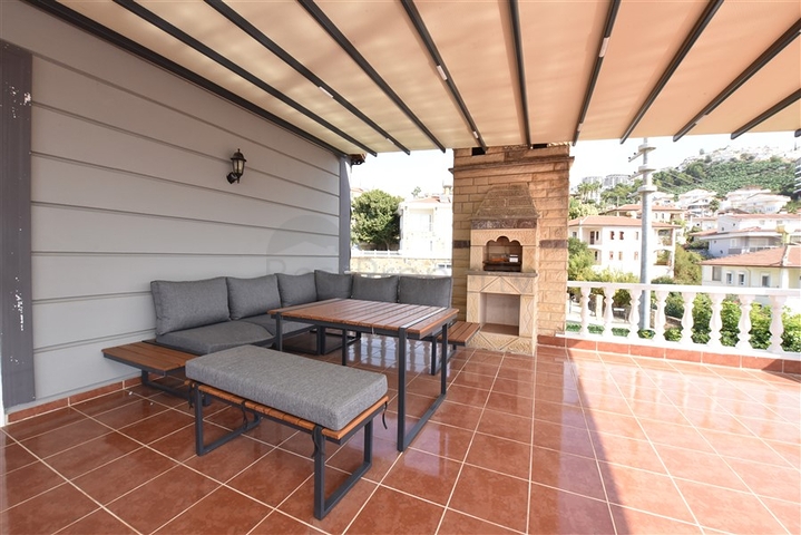 فيلا مطلة على البحر في منطقة كارجيجاك