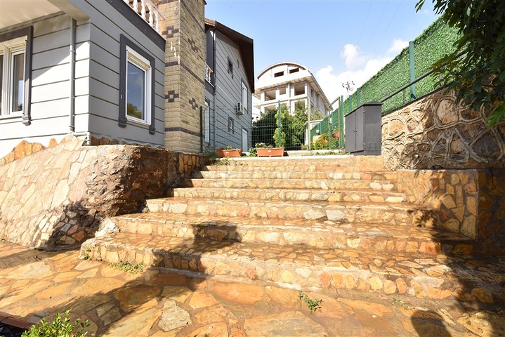 فيلا مطلة على البحر في منطقة كارجيجاك