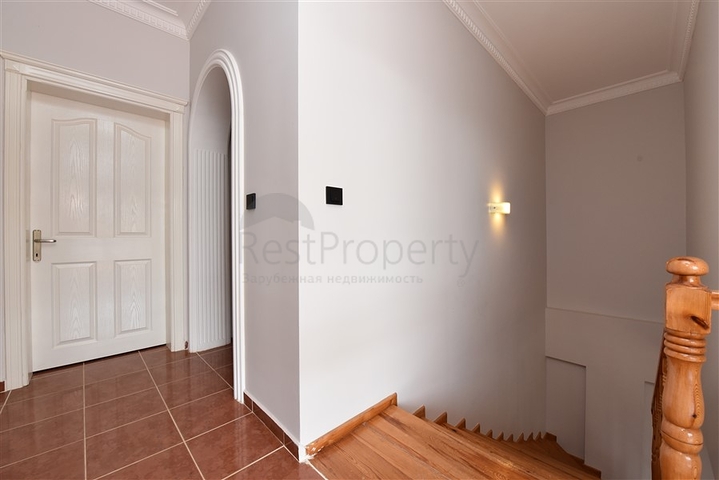 فيلا مطلة على البحر في منطقة كارجيجاك