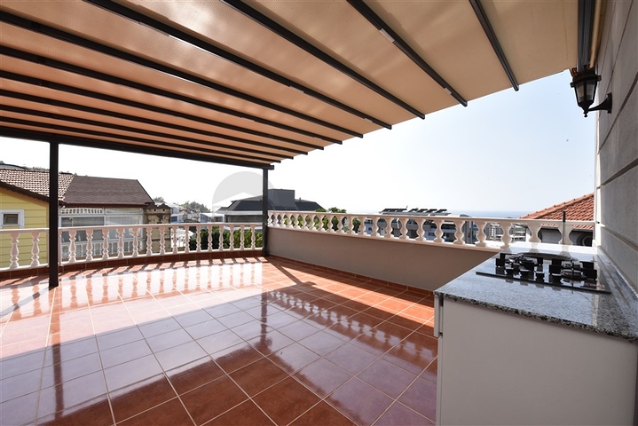 فيلا مطلة على البحر في منطقة كارجيجاك