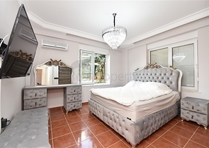 فيلا مطلة على البحر في منطقة كارجيجاك