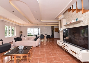 فيلا مطلة على البحر في منطقة كارجيجاك