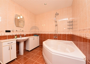 فيلا مطلة على البحر في منطقة كارجيجاك