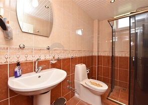 فيلا مطلة على البحر في منطقة كارجيجاك