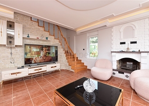 فيلا مطلة على البحر في منطقة كارجيجاك