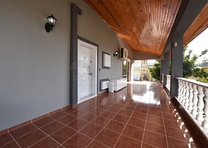 فيلا مطلة على البحر في منطقة كارجيجاك