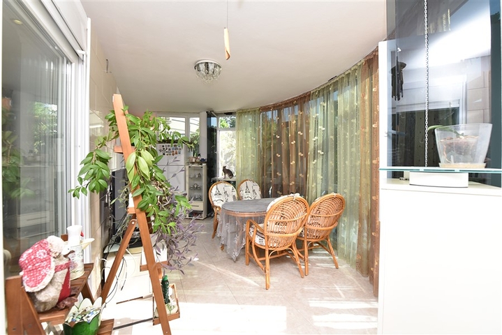 فيلا 3+1 محاطة بالجبال الخضراء في كارجيجاك