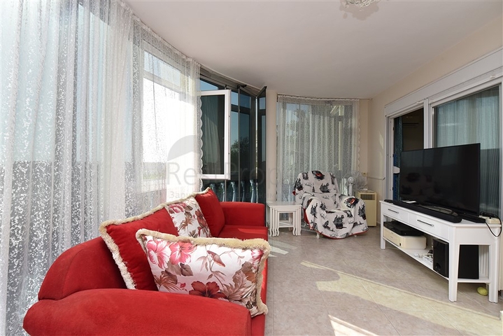 فيلا 3+1 محاطة بالجبال الخضراء في كارجيجاك