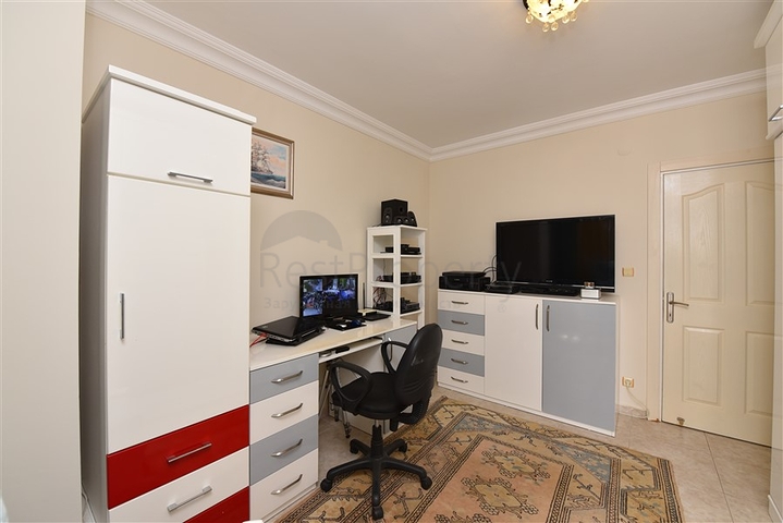 فيلا 3+1 محاطة بالجبال الخضراء في كارجيجاك