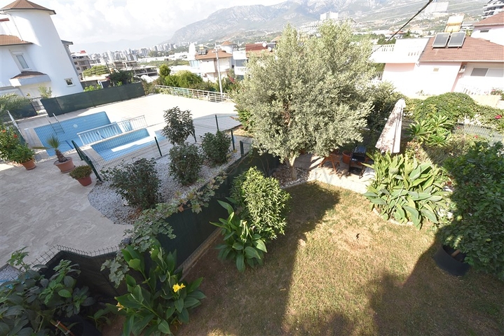 فيلا 3+1 محاطة بالجبال الخضراء في كارجيجاك