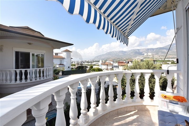 فيلا 3+1 محاطة بالجبال الخضراء في كارجيجاك