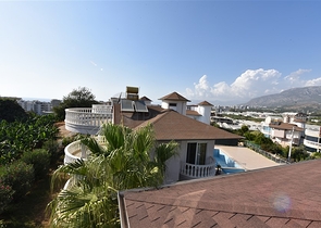 فيلا 3+1 محاطة بالجبال الخضراء في كارجيجاك