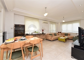 فيلا 3+1 محاطة بالجبال الخضراء في كارجيجاك