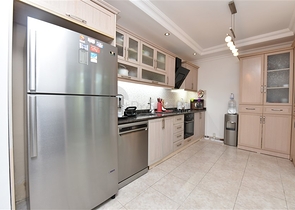 فيلا 3+1 محاطة بالجبال الخضراء في كارجيجاك