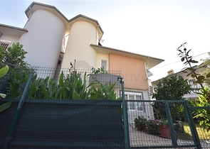 فيلا 3+1 محاطة بالجبال الخضراء في كارجيجاك