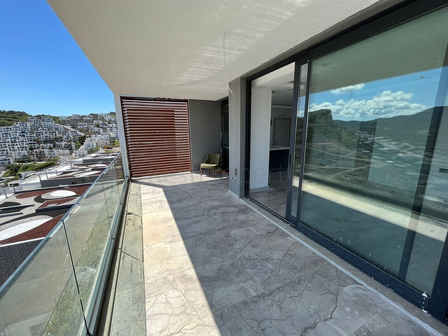 مشروع مساكن مع إطلالات بانورامية على البحر والجبل في منطقة جوندوان