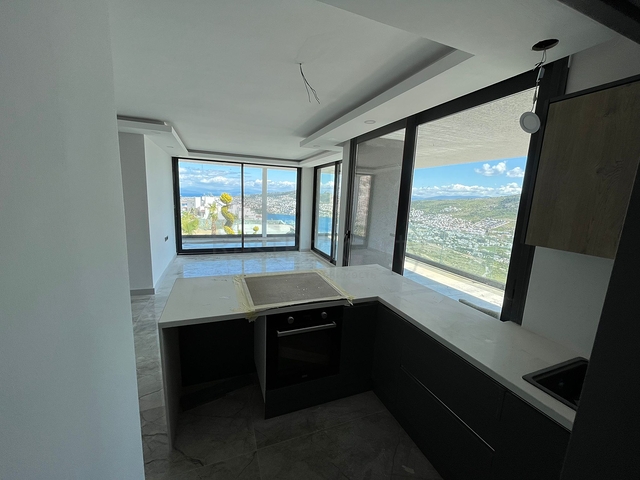 مشروع مساكن مع إطلالات بانورامية على البحر والجبل في منطقة جوندوان