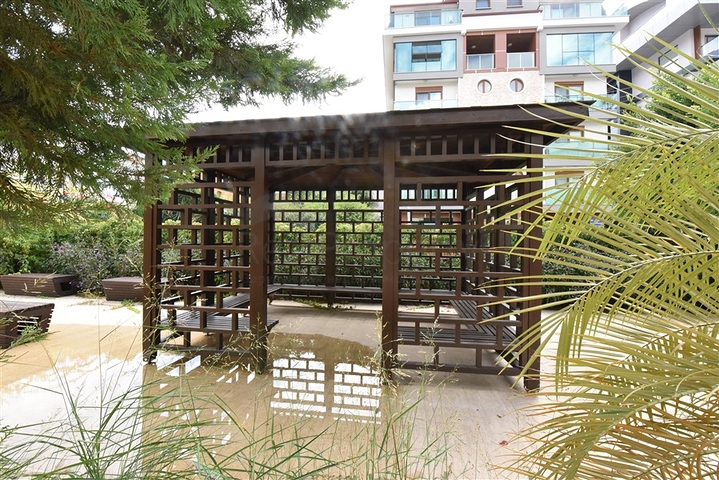 شقة 3+1 مع مطبخ منفصل في وسط ألانيا