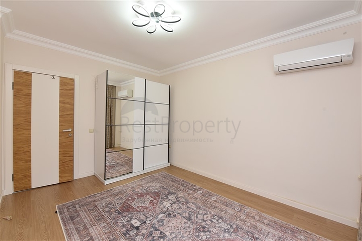 شقة 3+1 مع مطبخ منفصل في وسط ألانيا