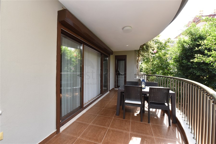 شقة 3+1 مع مطبخ منفصل في وسط ألانيا