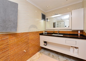 شقة 3+1 مع مطبخ منفصل في وسط ألانيا