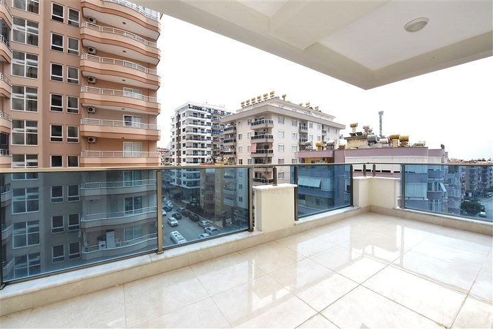 شقة من غرفتي نوم في مجمع سكني فاخر في منطقة محمودلار