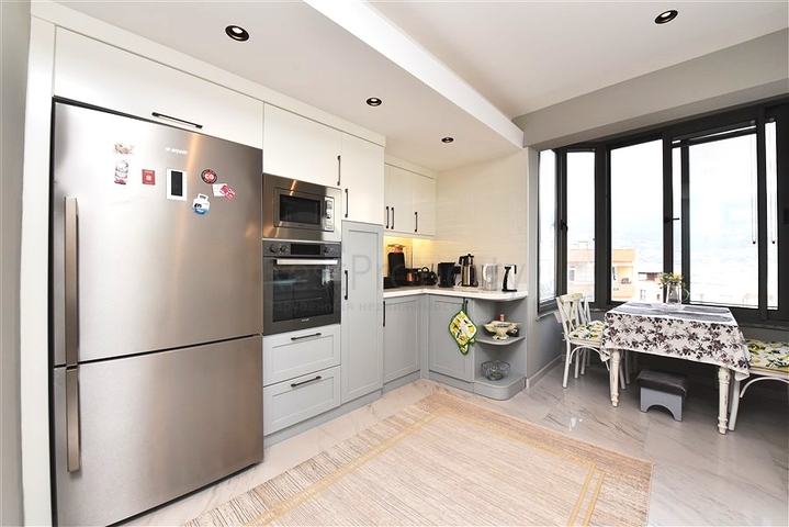 بنتهاوس 3+1 للبيع في قلعة ألانيا