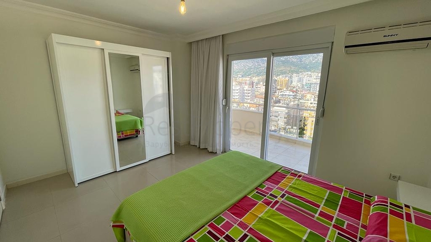 بنتهاوس واسع في منطقة محمودلار 