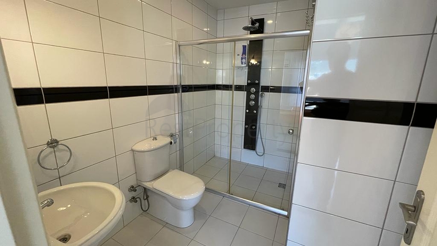 بنتهاوس واسع في منطقة محمودلار 