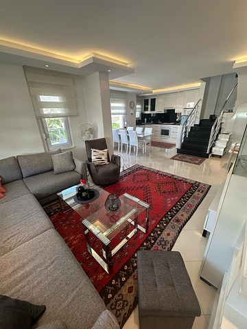 بنتهاوس 3+1 في منطقة أوبا