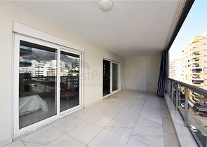 شقة فسيحة 1 + 1 في منطقة محمودلار