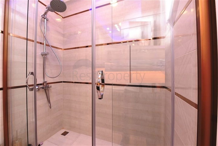 شقة فاخرة 2 + 1 في المجمع الأكثر شعبية في منطقة محمودلار