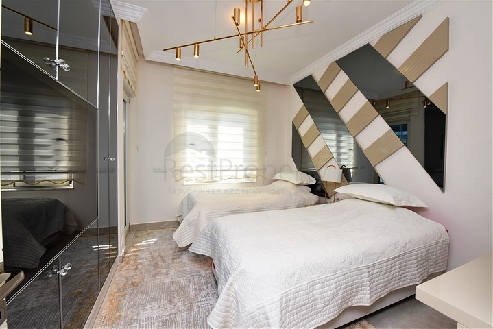 شقة فاخرة 2 + 1 في المجمع الأكثر شعبية في منطقة محمودلار