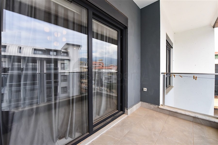 بنتهاوس مفروشة في منطقة أوبا الأوروبية